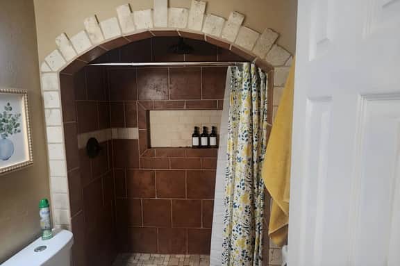 Stylish 2 BR near Goodfellow AFB.