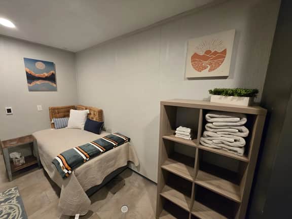 Cozy Studio Retreat w/ Private Sauna