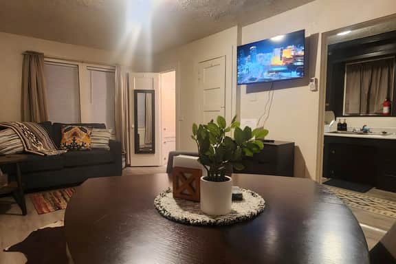 Private Studio: Cozy & Efficient