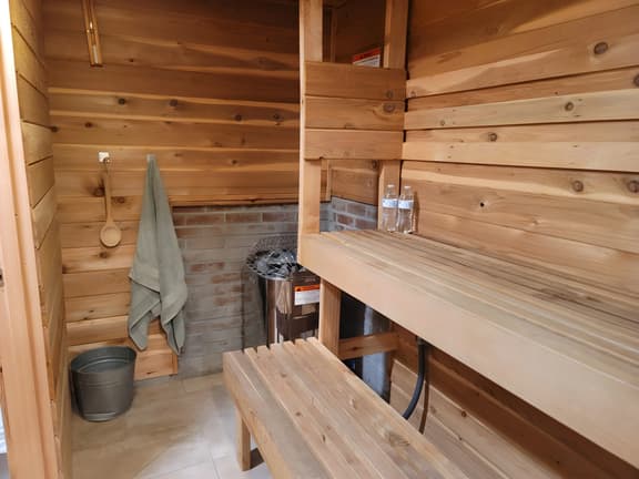 Cozy Studio Retreat w/ Private Sauna